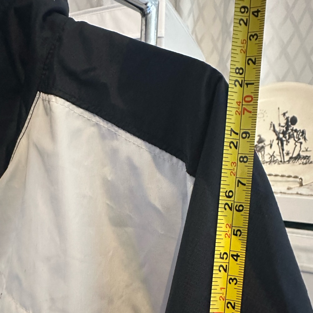 P—Reebok jacket - Picture 11 of 14